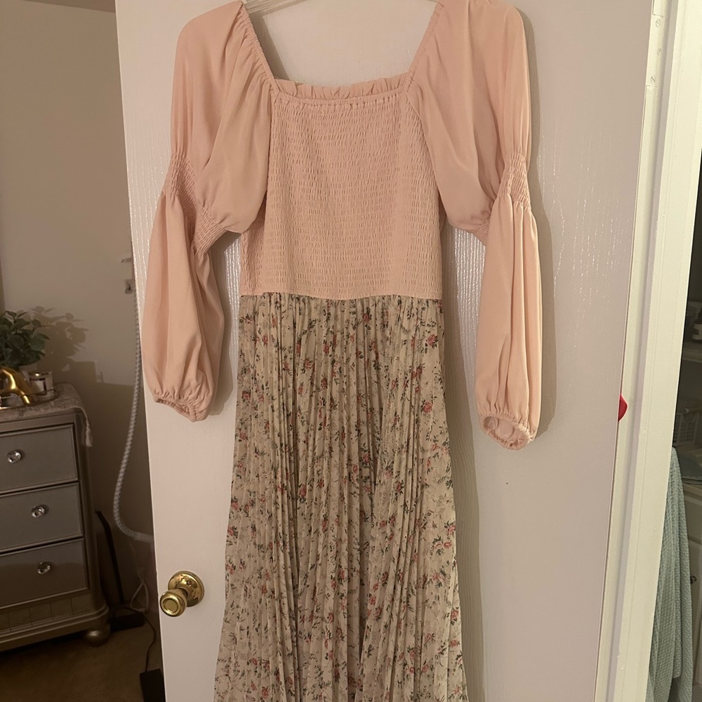 Ivy city Floral Pink Dress with Puff Sleeves size Large